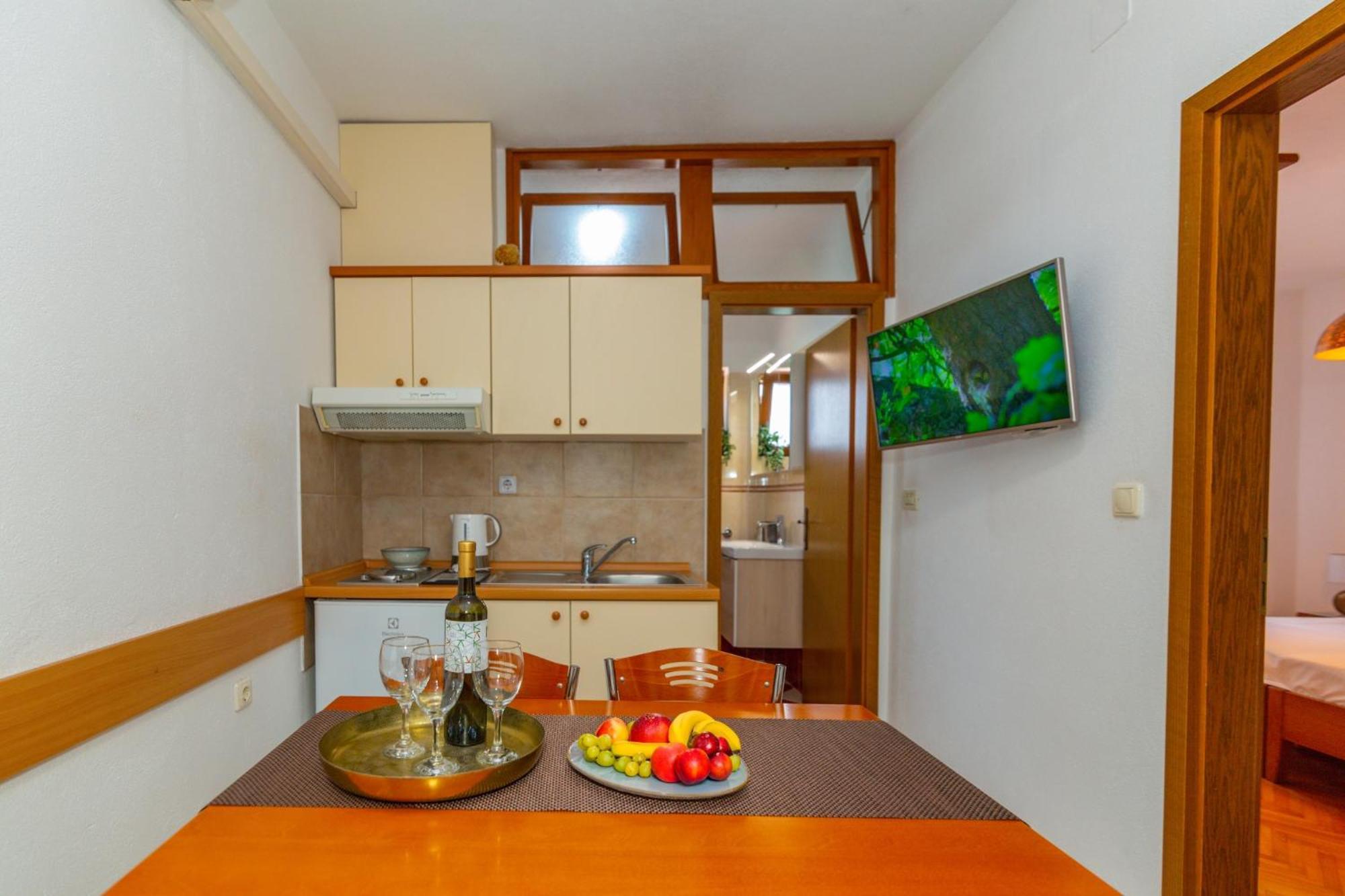 City Center Ana Apartments Makarska Dış mekan fotoğraf