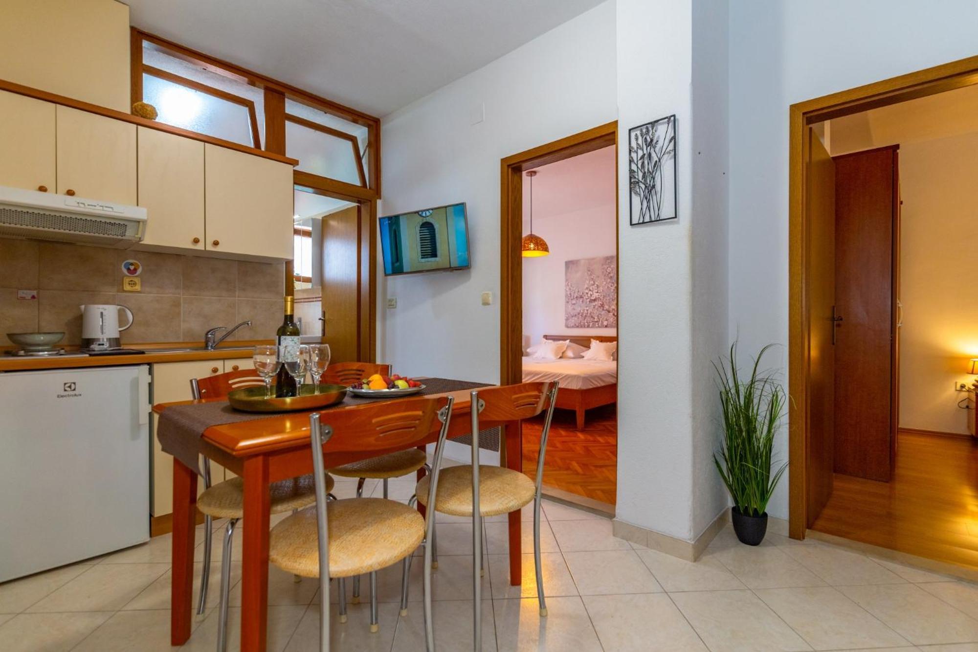 City Center Ana Apartments Makarska Dış mekan fotoğraf